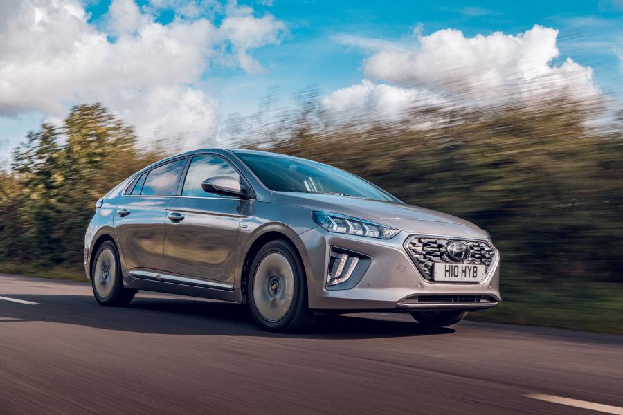  Hyundai IONIQ hybrid (AE) 2019 года  (UK) (фото 8 из 42)